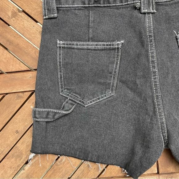 THEFREEYOGA NWT Black Denim White Stitch Cut Off Frayed Shorts - Picture 3 of 5